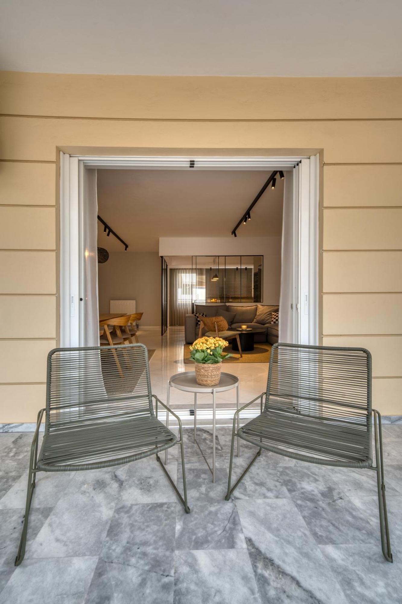Living In Nafplio Avantgarde Apartment Экстерьер фото